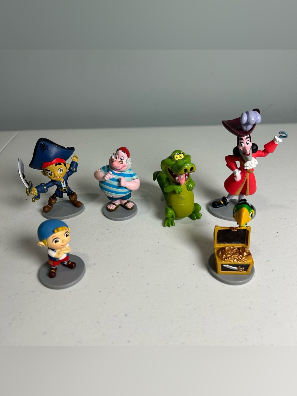 Disney Store Jake and the Neverland Pirates Figure Set 6 Piece Bundle